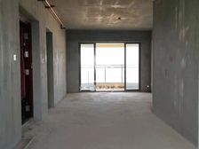 万达茂143平4房2厅105万