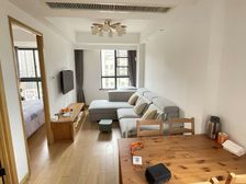 正南鸿盛家园4室2厅精装修