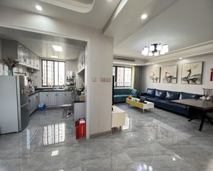 东方丽都3室2厅2卫南朝向340.0万元/套出售