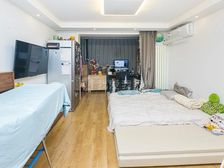 精装修全朝南大一居室,满五年,采光好,视野好