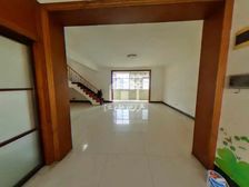 双凤翔总校,6房楼中楼,带车库,不靠路,百花园小区