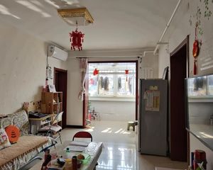 正南果园新里南区1室1厅