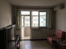 南北通透果园新里北区1室1厅