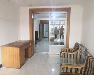 南北通透车站路小区2室1厅