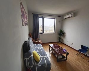中加荣园1室1厅精装修