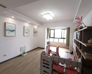 光明领尚3室2厅1卫南朝向220.0万元/套出售