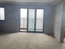 绿地东方公馆4室2厅2卫南朝向360.0万元/套出售