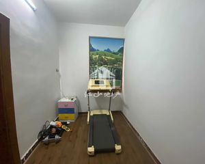 锰矿公司宿舍 3房1厅52万
