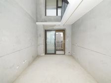 苏州湾复式,三室两卫,高楼层,无任何遮挡,视野采光好,配套全