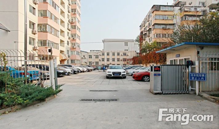 小区相关图