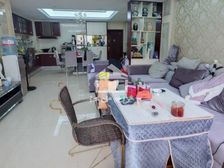 凤岭名园 3房2厅145万