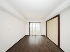 苏州湾全新未入住,开发商统装,四房总价低