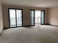 世茂中南璀璨云堤5室2厅3卫南朝向550.0万元/套出售