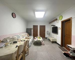 南北通透康居南区2室1厅精装修
