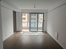 熙润华府 全新精装房 4开间朝南户型 南北通