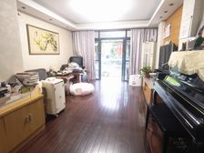 此房税费低 金沙嘉年华精装3 室,比同户型单价低