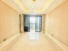 业主定居加拿 急售 总价7字头可谈 包税 带车位