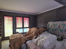 绿地观堂4室2厅4卫南朝向265.0万元/套出售