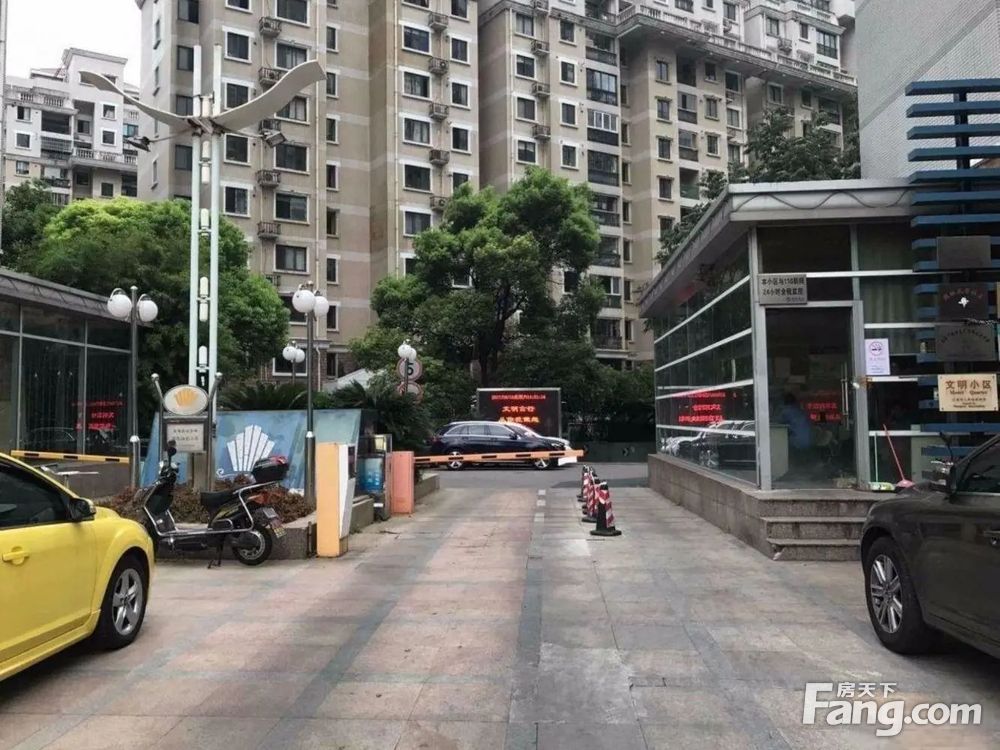 小区相关图