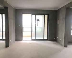 湖畔樾山4室2厅2卫南朝向140.0万元/套出售