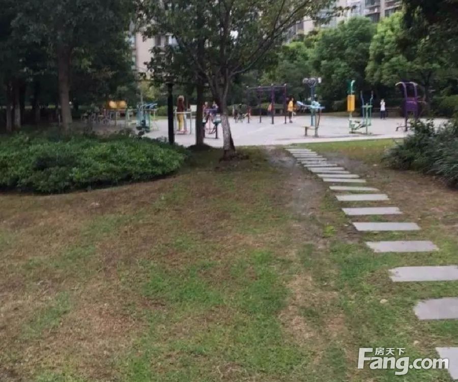 小区相关图
