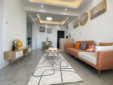 8,13号线成山站 低于市场价30万急售 满五无税精装全送