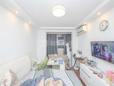 精装修一室,采光好,看房有钥匙,满五W一