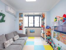 7,13号线长清站 满五无税 房东诚意卖 价格好谈 精装全送