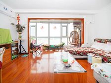 地铁旁高楼层南北四居室,全明格局,商品房满五年 精装修