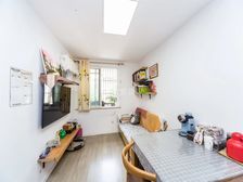 姑苏金门三元四村2室1厅,采光好,装修保养好