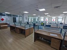 家具 地恩地财富大厦320平14万 半岛大荣名汇白金中铁