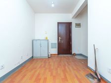 一手动迁,税费少,中间位置,店长力荐