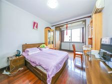 非顶楼 +满5V1+ 一梯两户 +全明户型