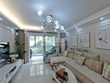 主卧朝南,新式里弄,小区中心位置,采光充足,精装修