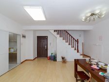 顶复!带大露台!单价低!景秀世家 6室2厅 精装修 价格可议