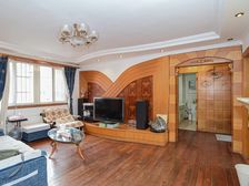 近曹杨公园 曹杨游泳馆 诚意出售 看房预约 性价比高