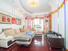 大居苑 南北通户型 带10平方储藏室 南北阳台 随时看房