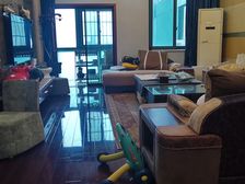 龙湾银都4室2厅2卫南朝向320.0万元/套出售