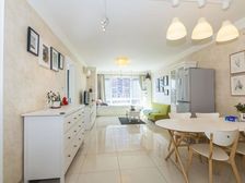 橡树湾三期1号楼不临街主力南向两居室,价格可以谈,看房有钥匙