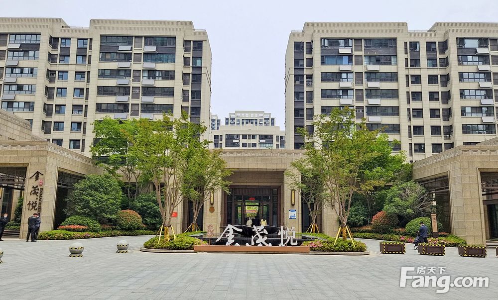 南北通透滨湖金茂悦3室2厅精装修