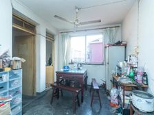 一起建设美丽的家!纯毛坯百变装修,(边套全明)动迁没税费。