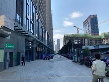 【必看好房】科技二路!550平!特价65!精装带家具!随时看