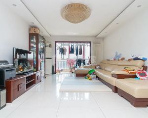 三环边 玉泉营 万年花城五期 南北大三居 眼镜户型 商品小区