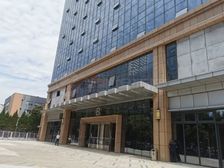 【点赞好房】科技三路 精装带家具 空调自控 2+1