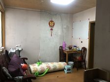 慈湖人家东区2室1厅1卫南朝向76.0万元/套出售