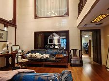 价格好谈青秀山昊壮一品尊府一楼二楼复式楼有花园5房2厅带车位