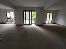 水木清华A区3室2厅2卫南朝向135.0万元/套出售