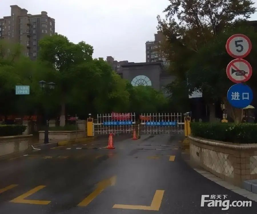 小区相关图