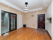 天街旁蓝天新苑精装2房 好楼层 房东诚心出售