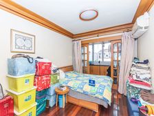 全明三房,一梯两户,非顶楼,中间位置,诚心卖